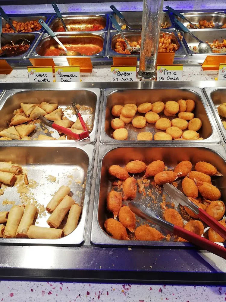 Différents Nems Surréchauffés